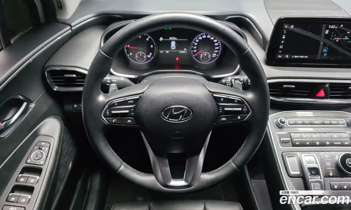 Hyundai Santa Fe 2022 2.2 гидро в Москве № 2050265, фото 13