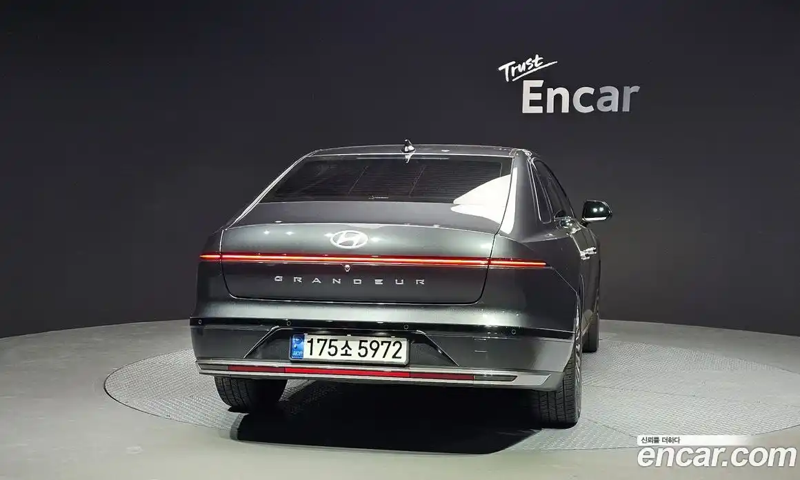 Hyundai Grandeur 2023 2.5 гидро в Москве № 2050379, фото 4
