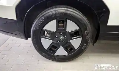 Hyundai Santa Fe 2024 1.6 гидро в Москве № 2050388, миниатюра 5
