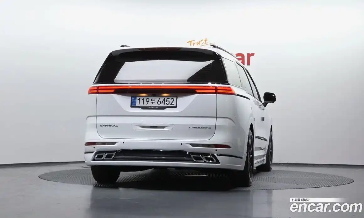 Kia Canival 2022 3.5 гидро в Москве № 2050731, фото 3