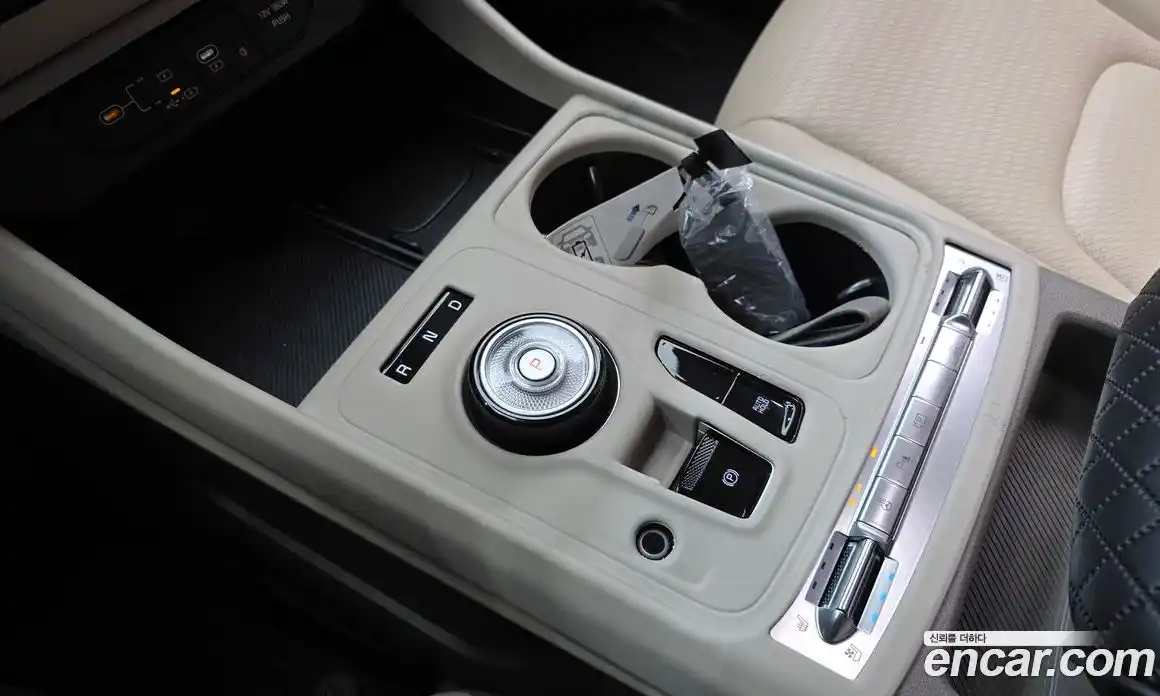 Kia Canival 2025 1.6 гидро в Москве № 2050752, фото 9