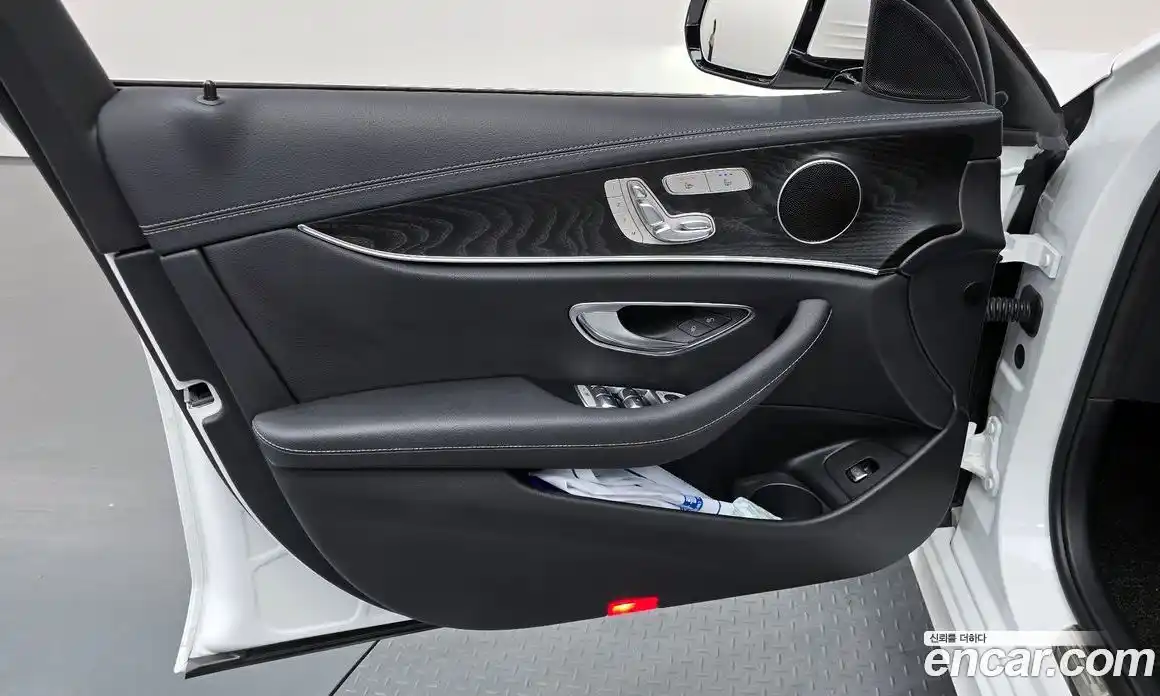Mercedes-Benz E-Class 2022 2.0 гидро в Москве № 2050786, фото 14