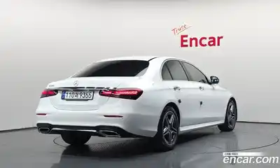 Mercedes-Benz E-Class 2022 2.0 гидро в Москве № 2050786, миниатюра 2
