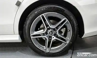 Mercedes-Benz E-Class 2022 2.0 гидро в Москве № 2050786, миниатюра 7