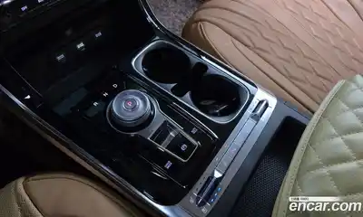 Kia Canival 2023 3.5 гидро в Москве № 2050945, миниатюра 12