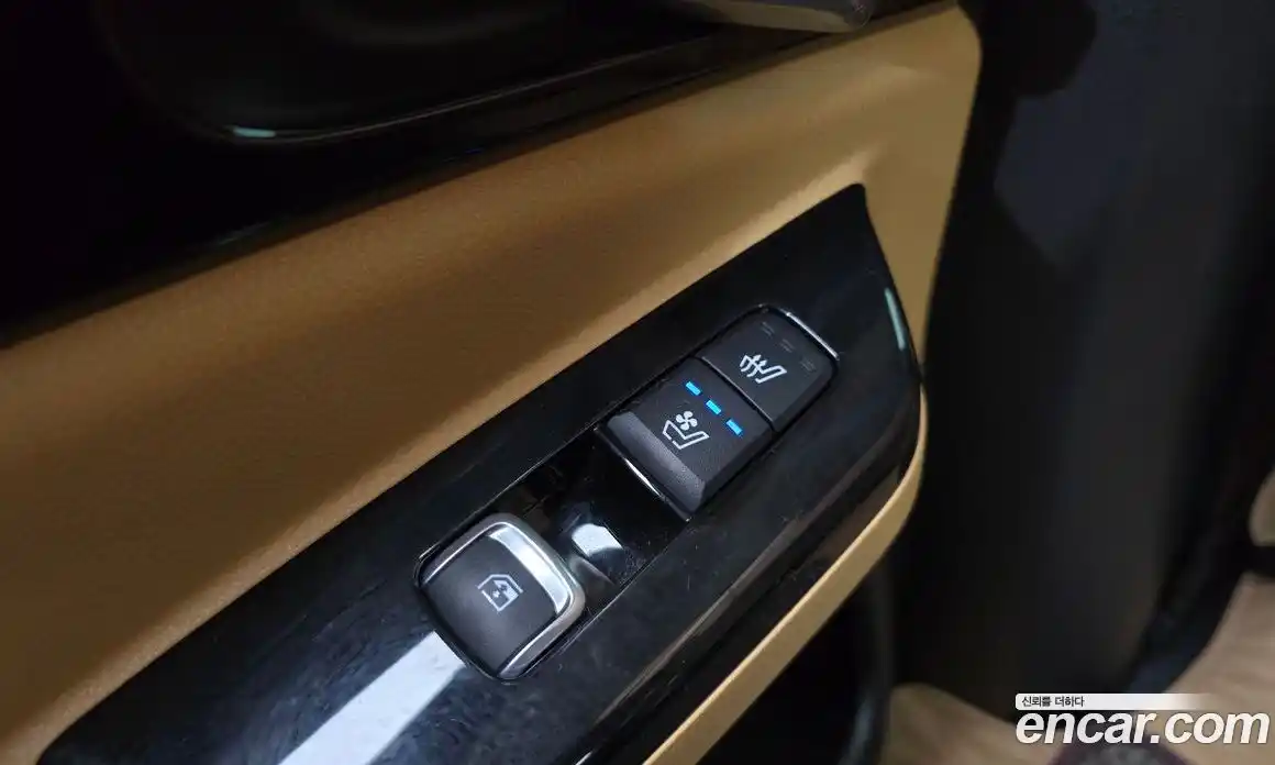 Kia Canival 2023 3.5 гидро в Москве № 2050945, фото 25