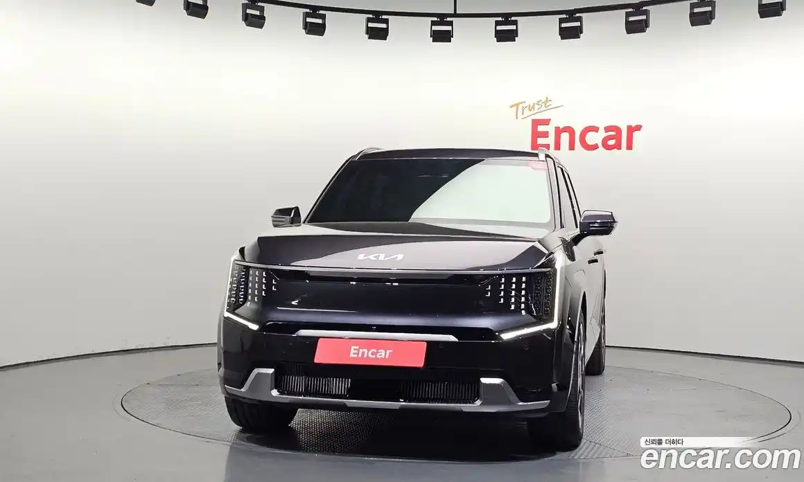 Kia EV9 2023 0.2 гидро в Москве № 2050997, фото 3