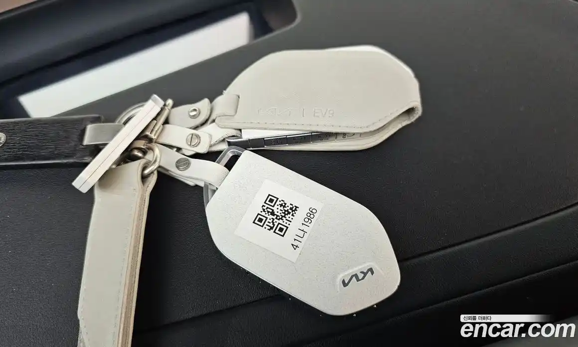Kia EV9 2023 0.2 гидро в Москве № 2050997, фото 31