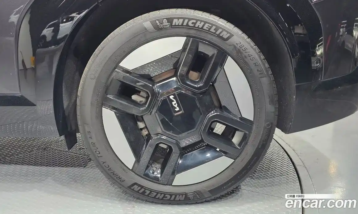 Kia EV9 2023 0.2 гидро в Москве № 2050997, фото 7