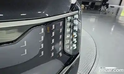 Kia EV9 2023 0.2 гидро в Москве № 2050997, миниатюра 8