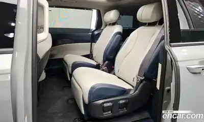 Kia Canival 2024 1.6 гидро в Москве № 2051115, миниатюра 11