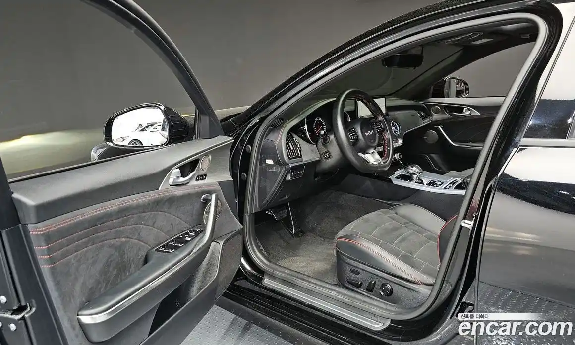 Kia Stinger 2022 3.3 гидро в Москве № 2051164, фото 10