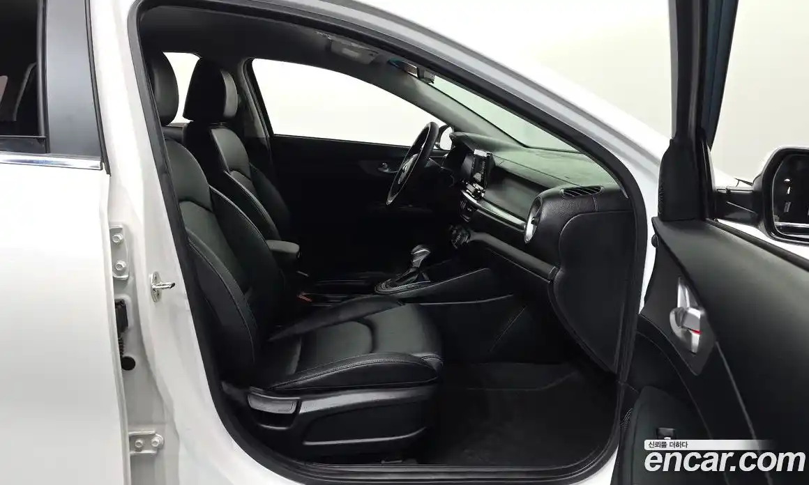 Kia K3 2019 1.6 гидро в Москве № 2051294, фото 17