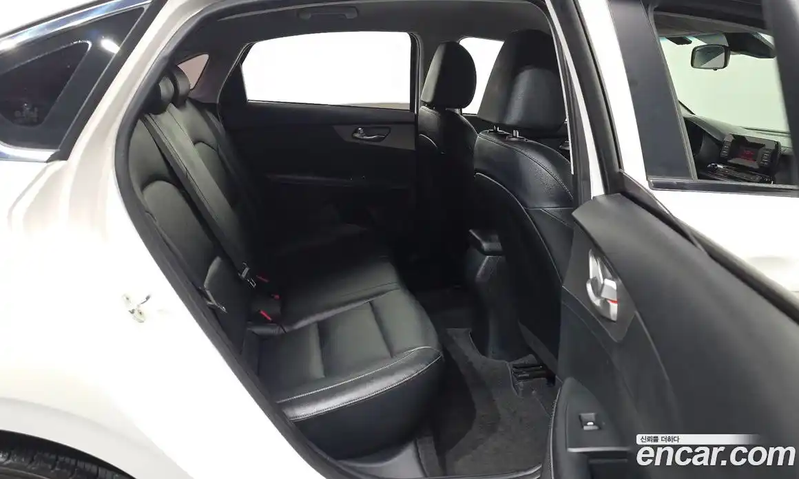 Kia K3 2019 1.6 гидро в Москве № 2051294, фото 18