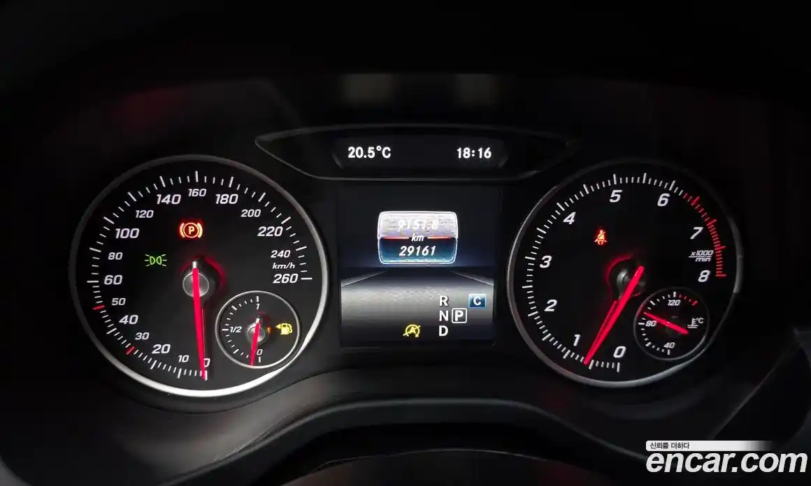 Mercedes-Benz A-Class 2018 1.6 гидро в Москве № 2051332, фото 11
