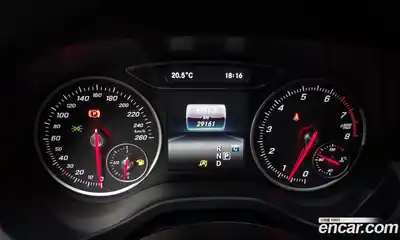 Mercedes-Benz A-Class 2018 1.6 гидро в Москве № 2051332, миниатюра 11
