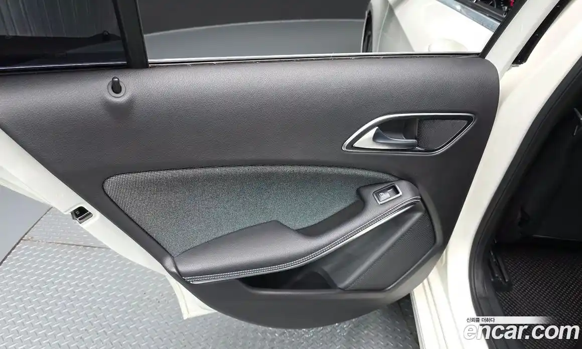 Mercedes-Benz A-Class 2018 1.6 гидро в Москве № 2051332, фото 15