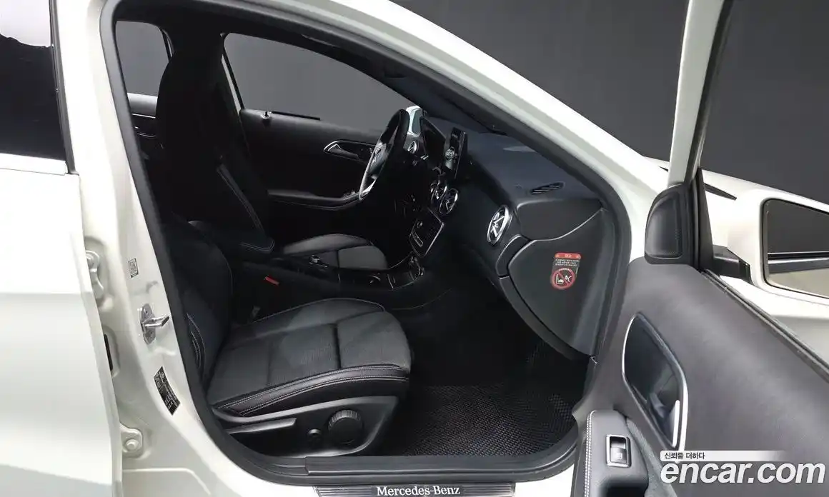 Mercedes-Benz A-Class 2018 1.6 гидро в Москве № 2051332, фото 17