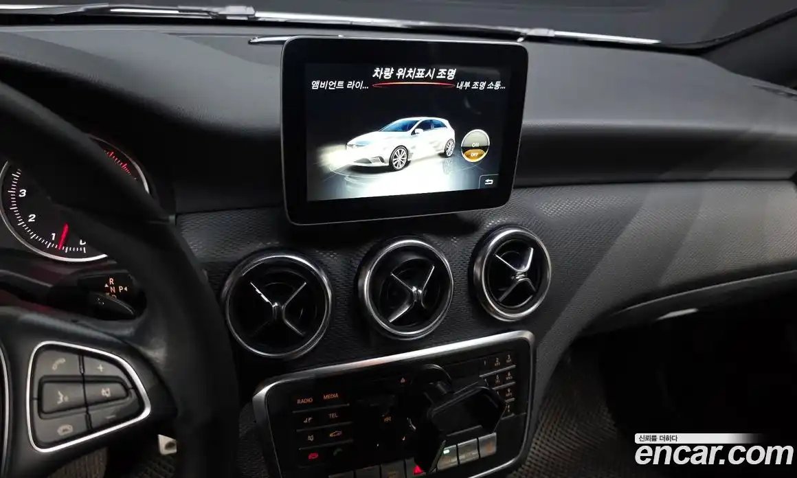 Mercedes-Benz A-Class 2018 1.6 гидро в Москве № 2051332, фото 21