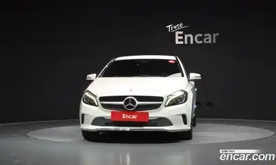 Mercedes-Benz A-Class 2018 1.6 гидро в Москве № 2051332, миниатюра 3