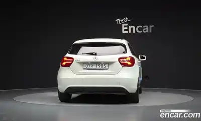Mercedes-Benz A-Class 2018 1.6 гидро в Москве № 2051332, миниатюра 4