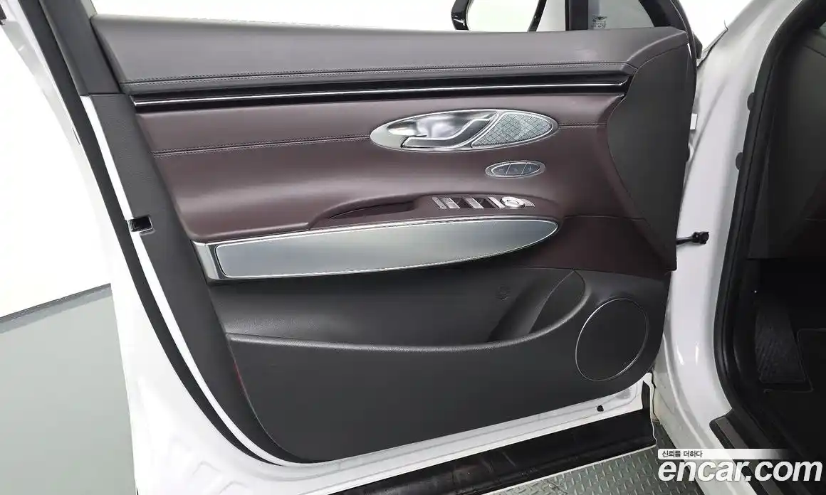 Genesis GV70 2021 2.5 гидро в Москве № 2051523, фото 14