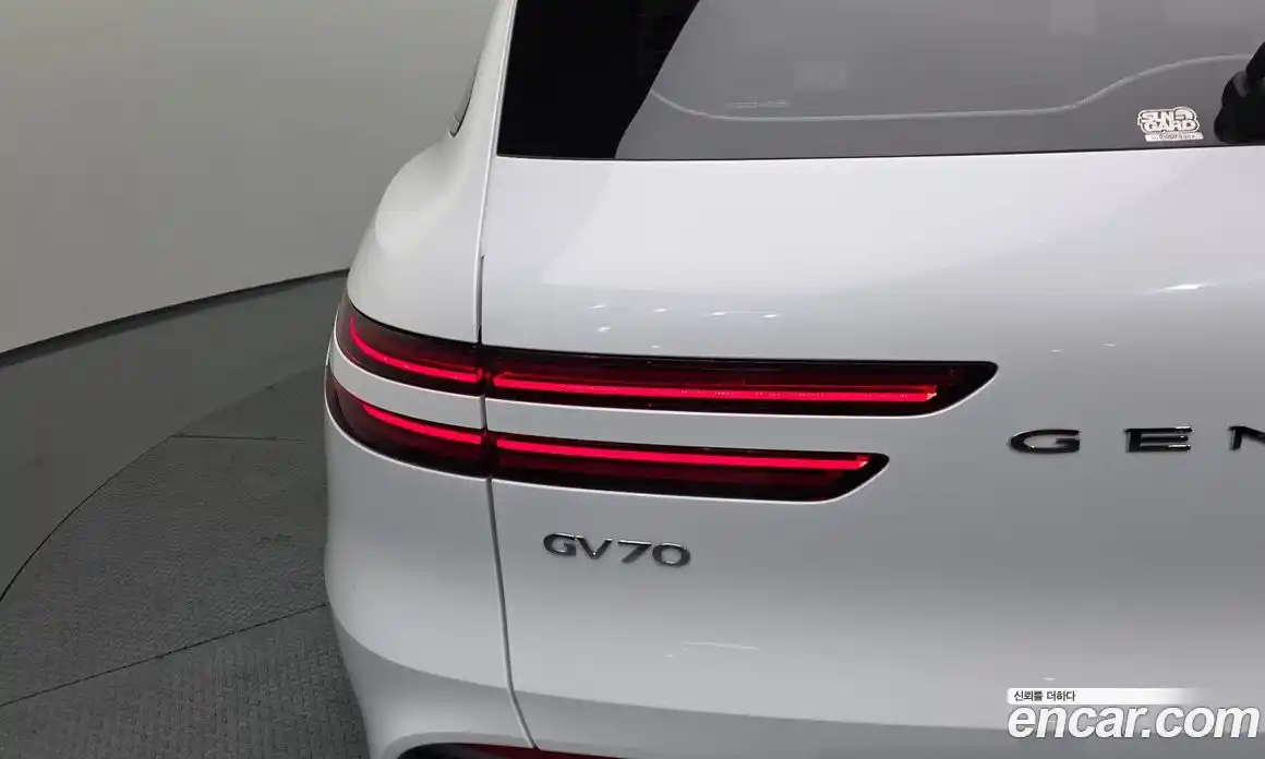 Genesis GV70 2021 2.5 гидро в Москве № 2051523, фото 9