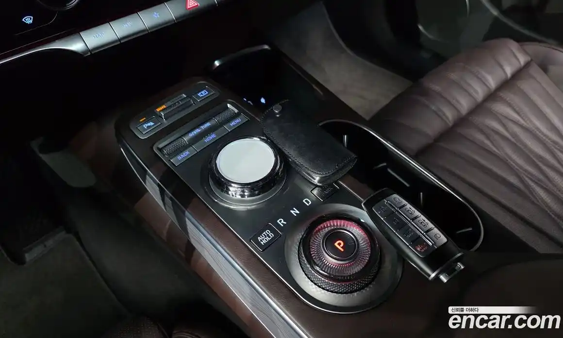 Genesis GV70 2021 2.5 гидро в Москве № 2051618, фото 9