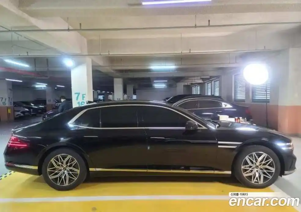 Genesis G90 2023 3.5 гидро в Москве № 2051626, фото 12