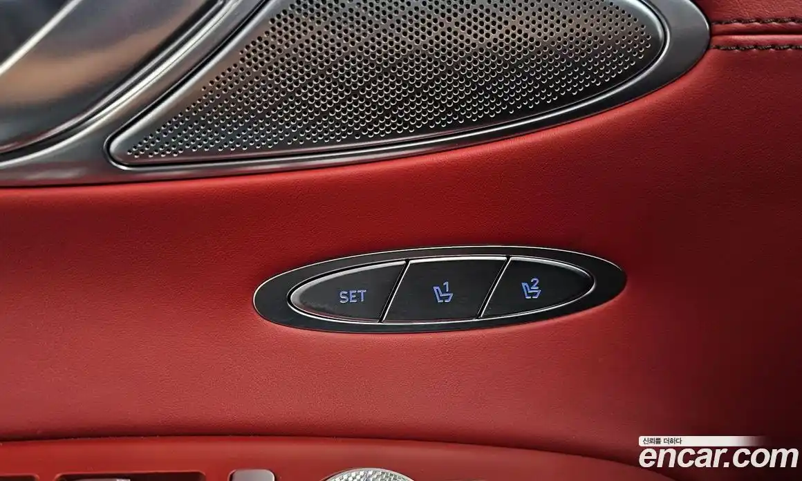 Genesis GV70 2022 2.5 гидро в Москве № 2051653, фото 42