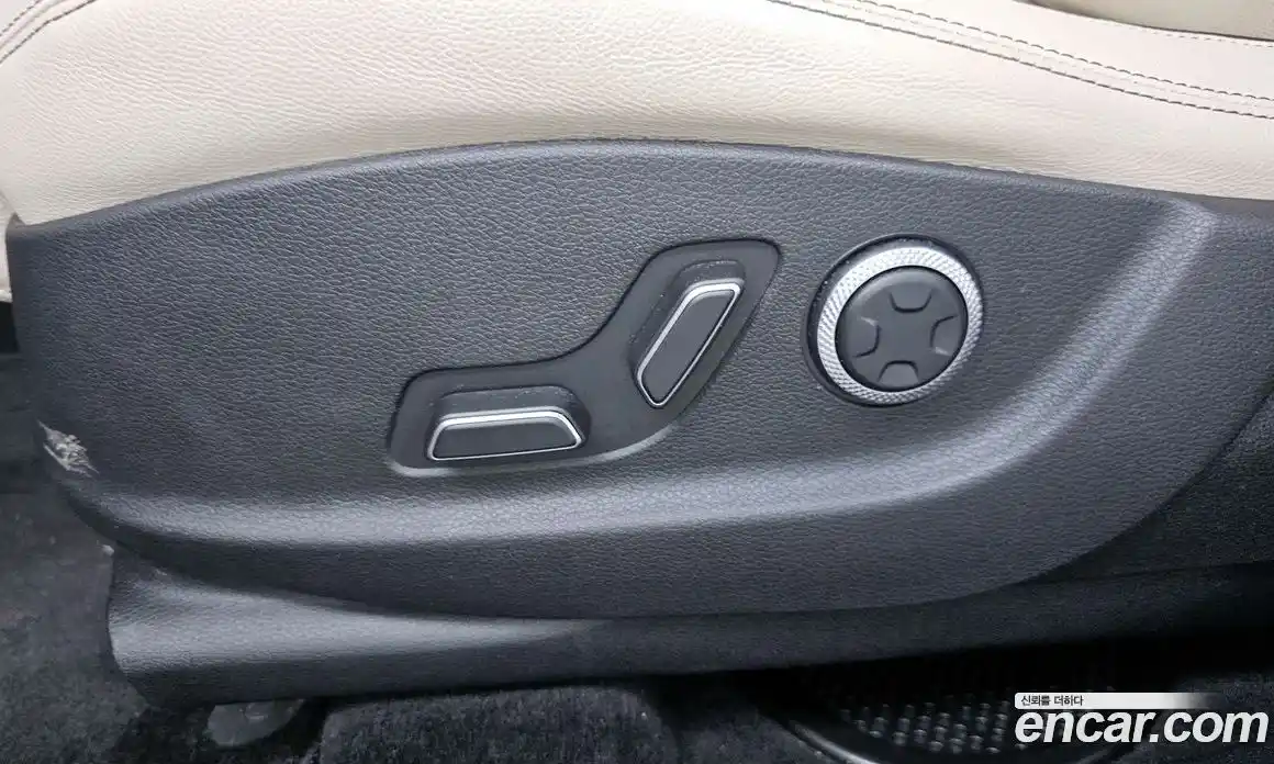 Genesis GV70 2024 2.5 гидро в Москве № 2051790, фото 31