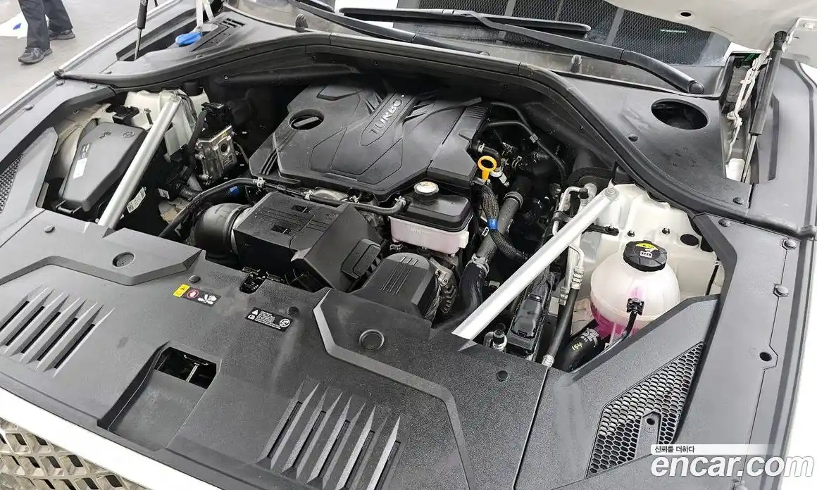 Genesis GV70 2024 2.5 гидро в Москве № 2051790, фото 6