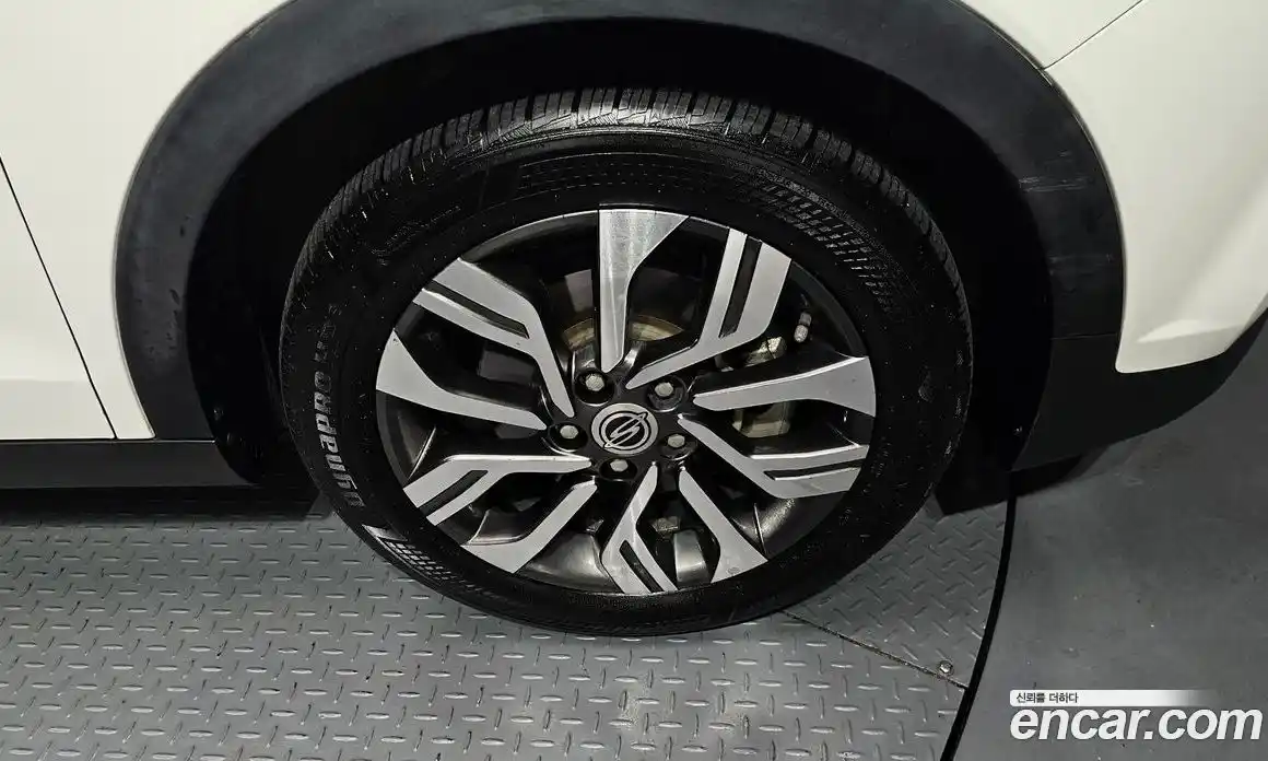 SsangYong TIBOLI 2019 1.6 гидро в Москве № 2052182, фото 5