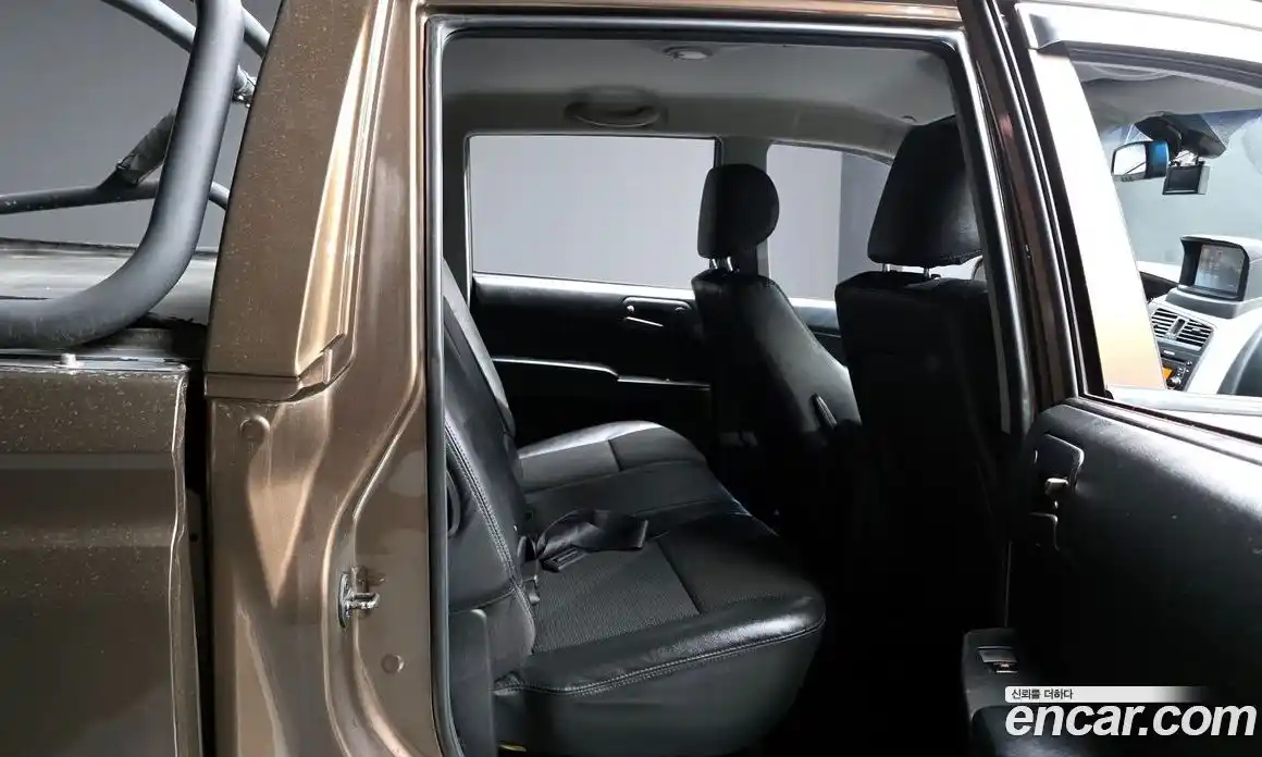 SsangYong Korando 2013 2.0 механика в Москве № 2052292, фото 12