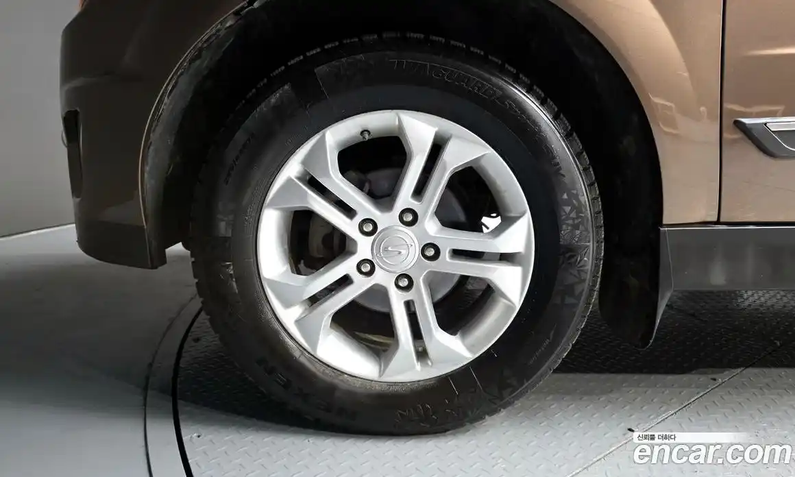 SsangYong Korando 2013 2.0 механика в Москве № 2052292, фото 5