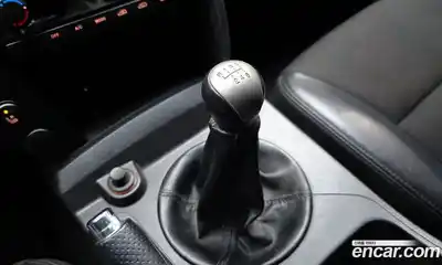 SsangYong Korando 2013 2.0 механика в Москве № 2052292, миниатюра 9