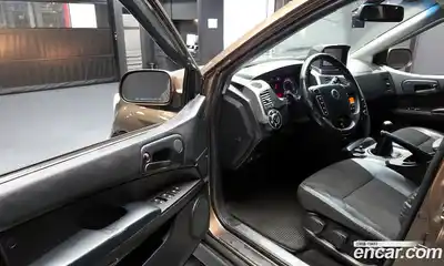 SsangYong Korando 2013 2.0 механика в Москве № 2052292, миниатюра 10
