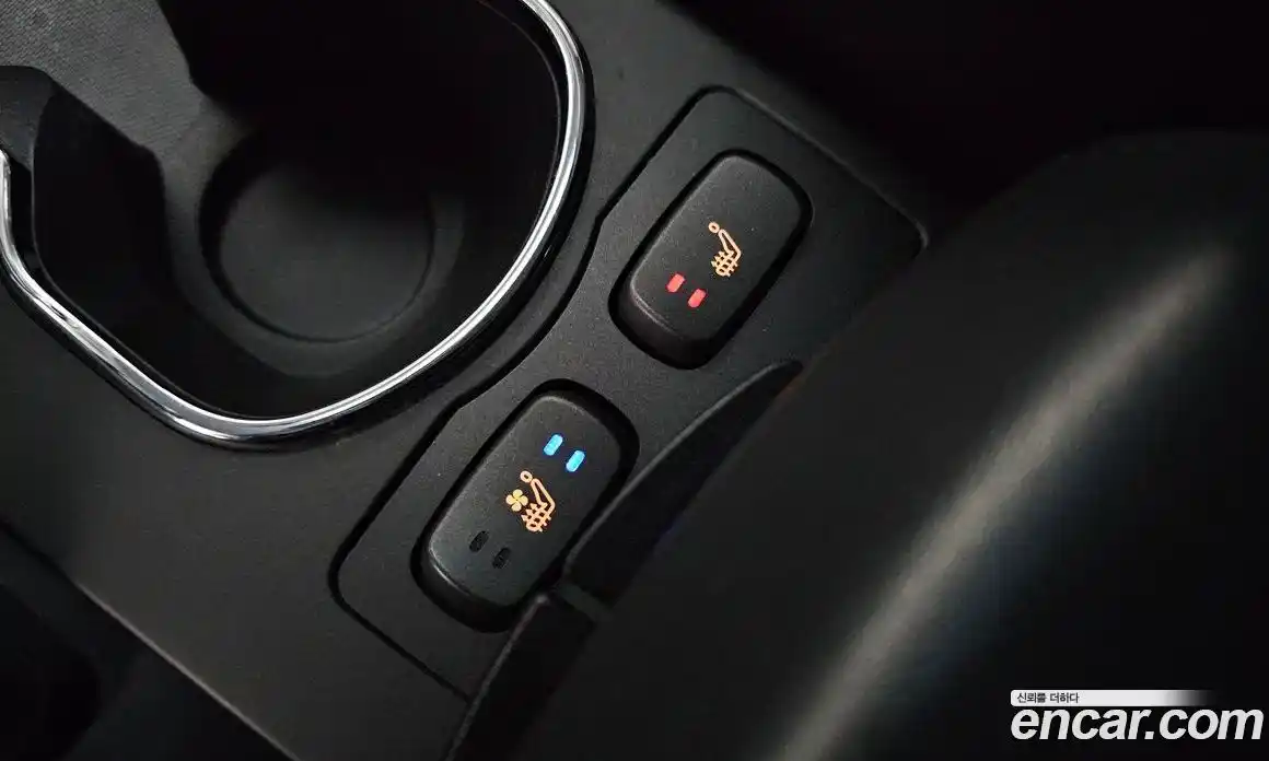 SsangYong Korando 2014 2.0 гидро в Москве № 2052493, фото 17