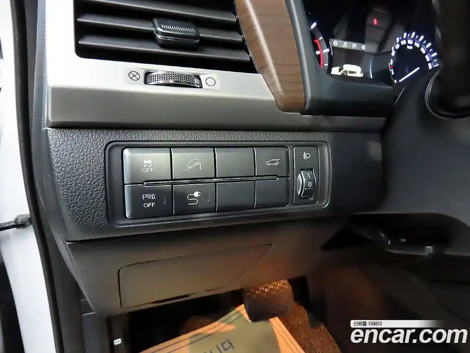 SsangYong Rexton 2018 2.2 гидро в Москве № 2052855, фото 16
