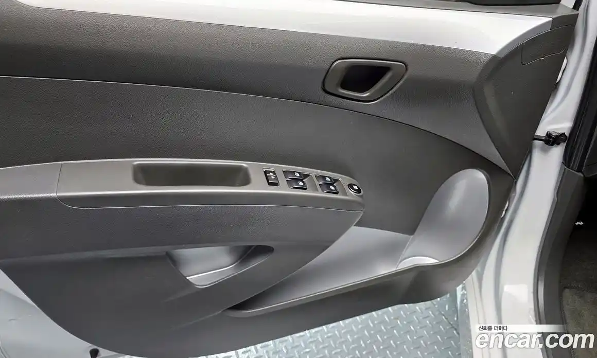 Chevrolet Spark 2013 1.0 механика в Москве № 2052927, фото 14