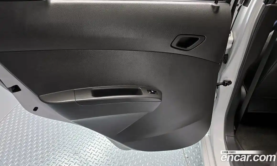 Chevrolet Spark 2013 1.0 механика в Москве № 2052927, фото 15
