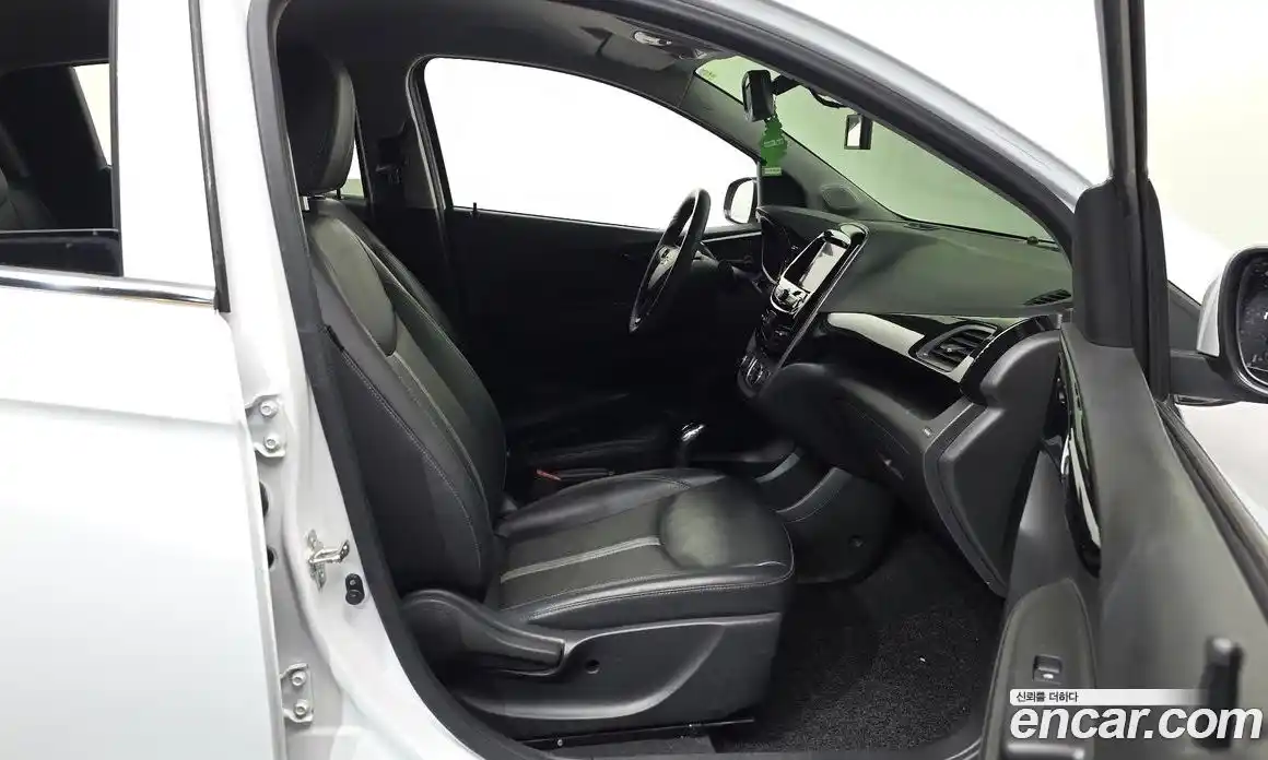 Chevrolet Spark 2021 1.0 гидро в Москве, фото 11