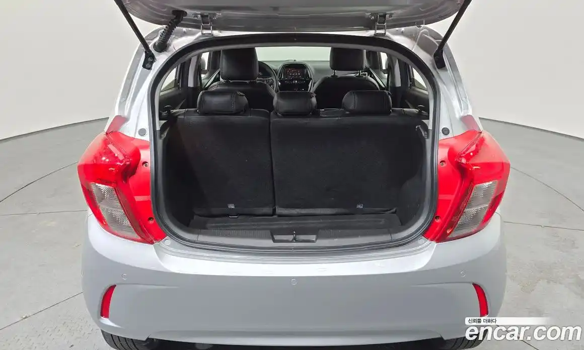 Chevrolet Spark 2022 1.0 гидро в Москве № 2052956, фото 26