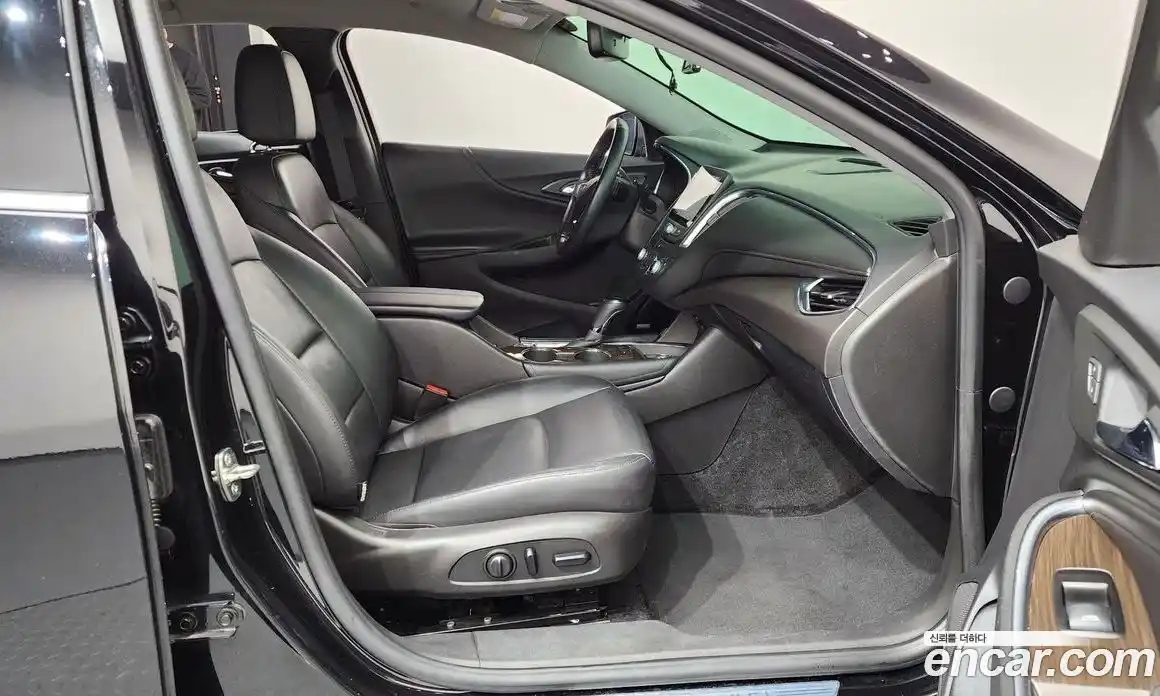 Chevrolet Malibu 2018 1.5 гидро в Москве № 2052990, фото 16