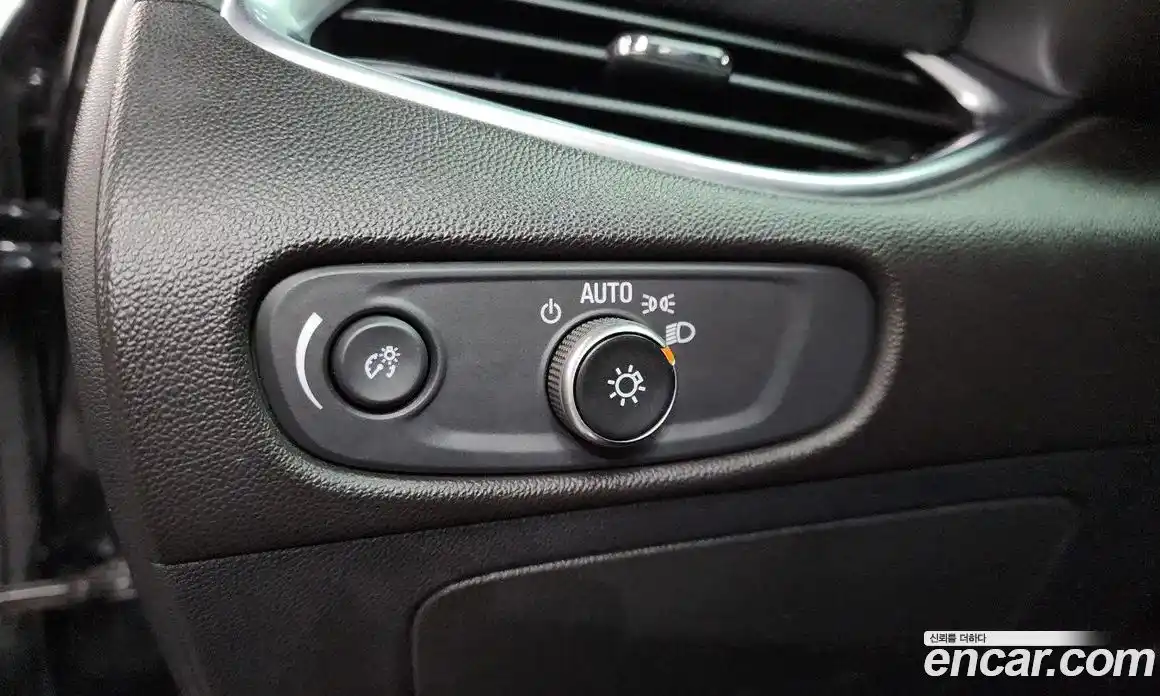 Chevrolet Malibu 2018 1.5 гидро в Москве № 2052990, фото 25