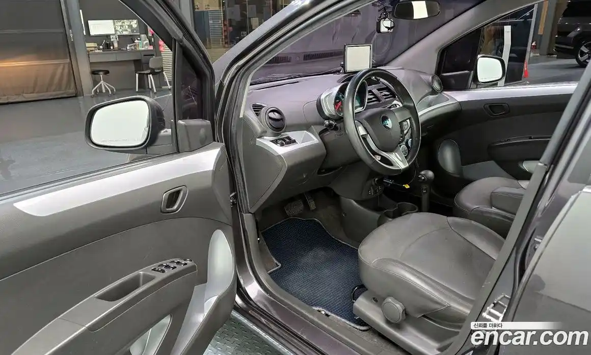 Chevrolet Spark 2014 1.0 гидро в Москве № 2053037, фото 13