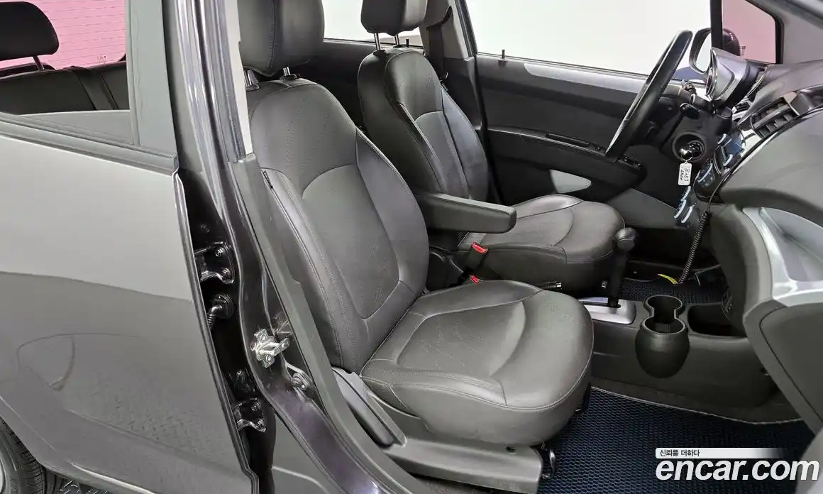 Chevrolet Spark 2014 1.0 гидро в Москве № 2053037, фото 16