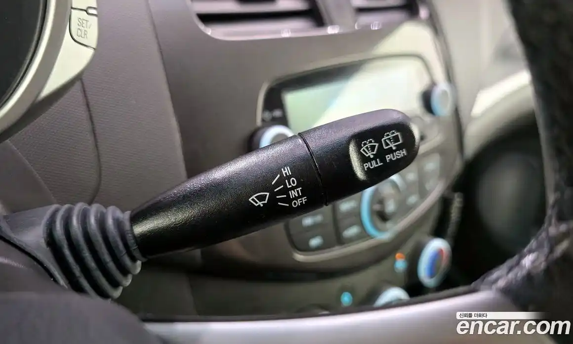 Chevrolet Spark 2014 1.0 гидро в Москве № 2053037, фото 24