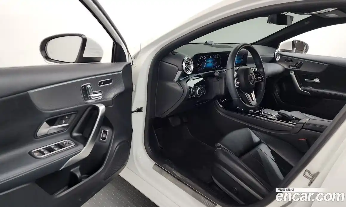 Mercedes-Benz A-Class 2022 2.0 гидро в Москве № 2053079, фото 12