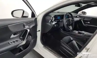 Mercedes-Benz A-Class 2022 2.0 гидро в Москве № 2053079, миниатюра 12